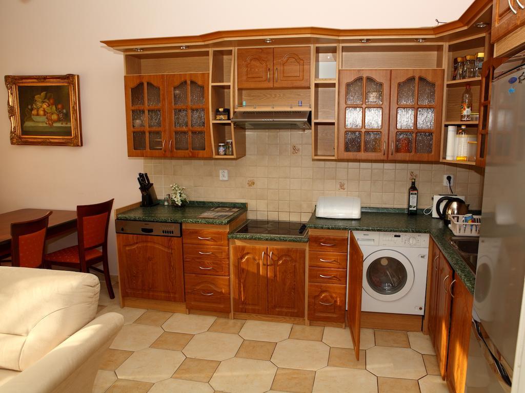 7K - Apartmany Lazenska Karlovy Vary Exterior photo