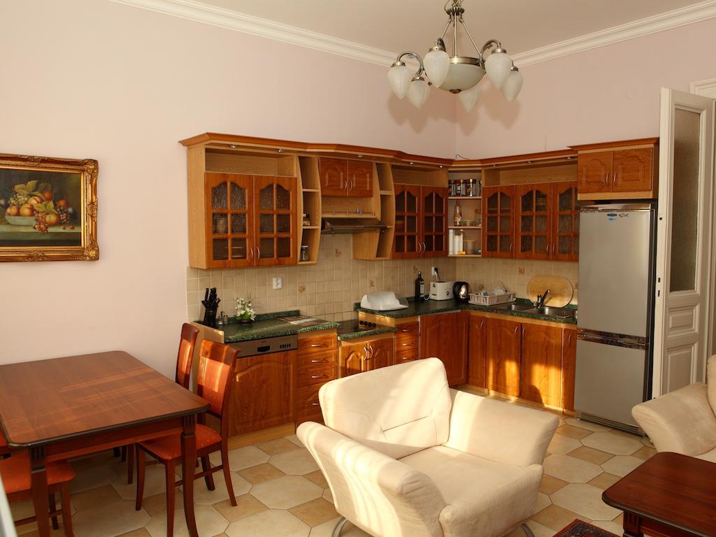 7K - Apartmany Lazenska Karlovy Vary Room photo